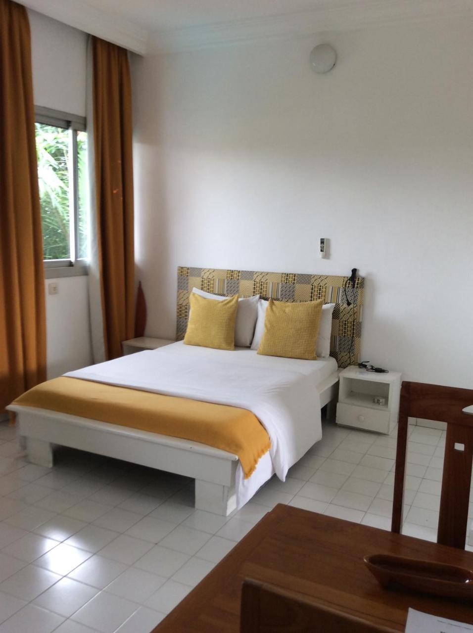Residence le Flamboyant Abidjan Extérieur photo